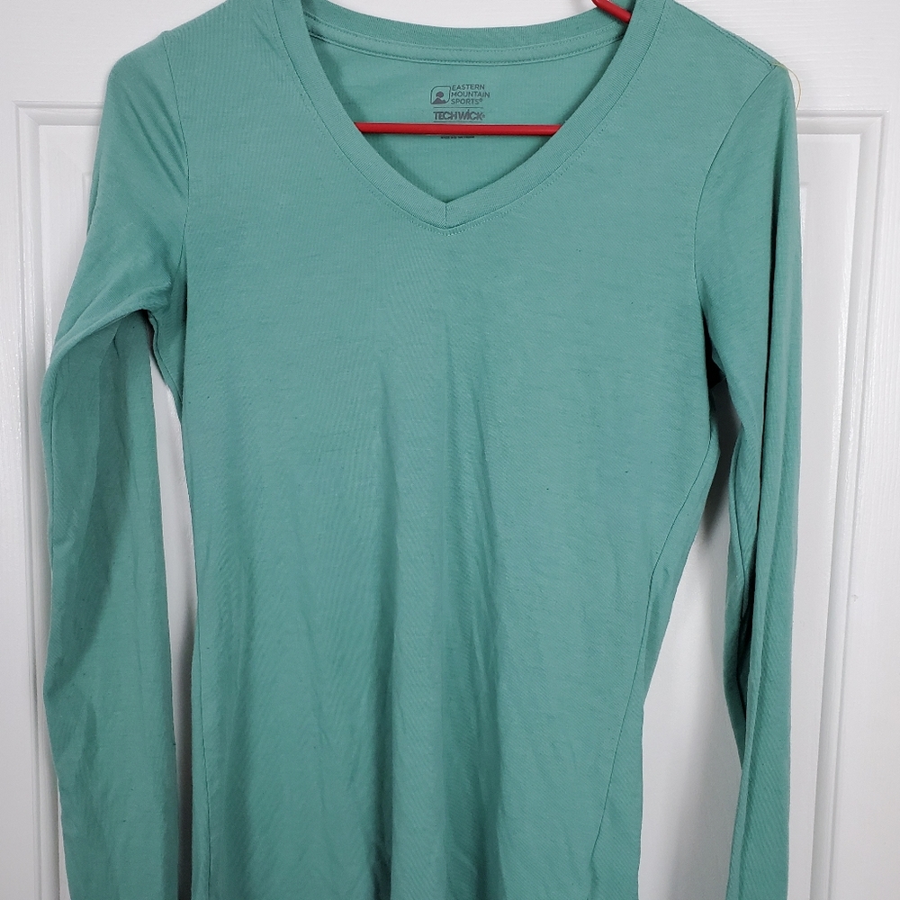 Eastern mountain sport long sleeve shirt